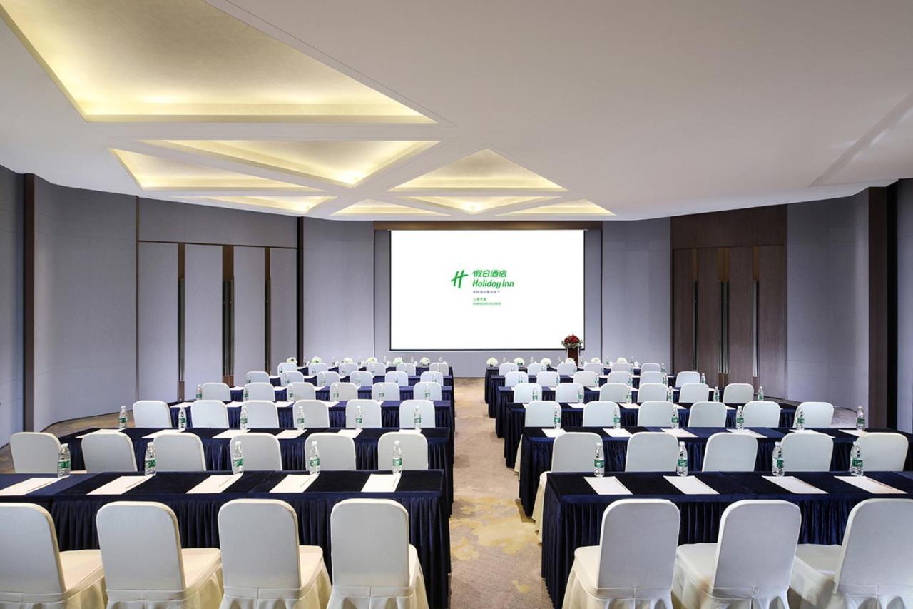 Holiday Inn Shanghai Huaxia By Ihg - Overlooking City Scenery At Sky View Restaurant Exterior photo